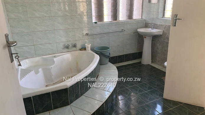 House to Let (Sole Mandate)