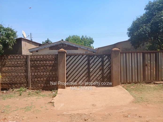 Gated 3-Bed Kuwadzana Home on Main Road