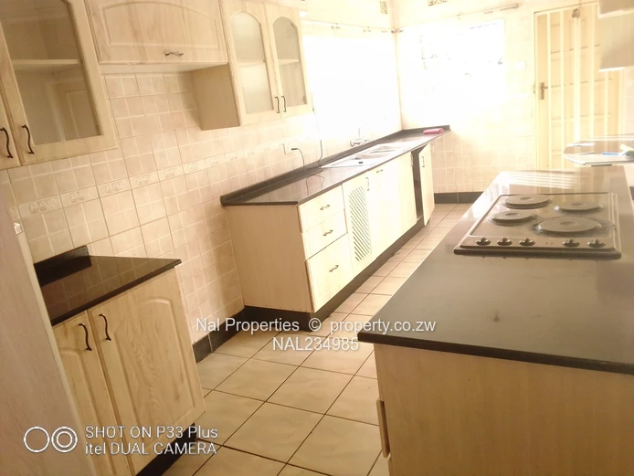 House for sale (Sole Mandate)