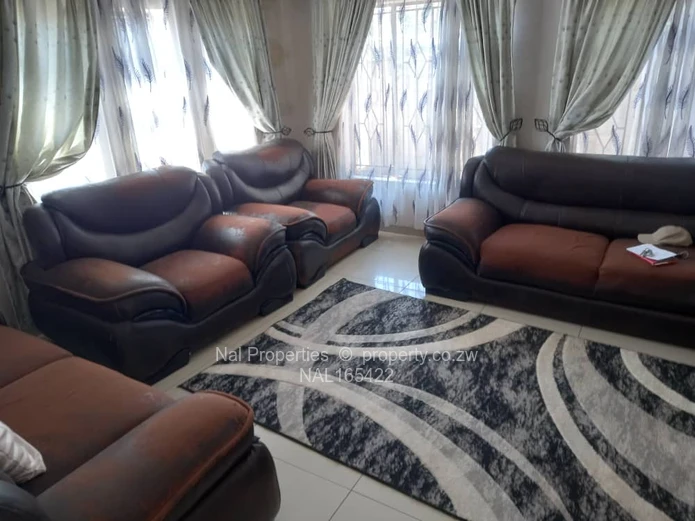 House to let (Sole Mandate)